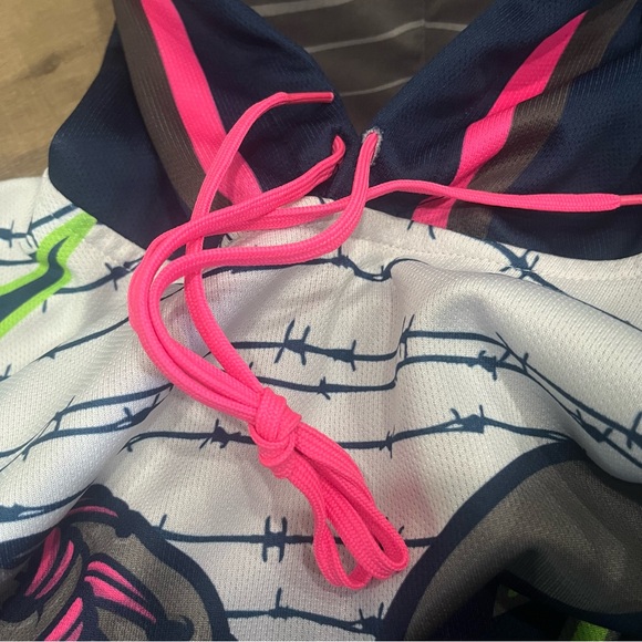 Berserk Ballz N‎ Dollz Men's XL Hoody Mrs J Bone Rock Solid Saloon Cool Graphics - Picture 10 of 15